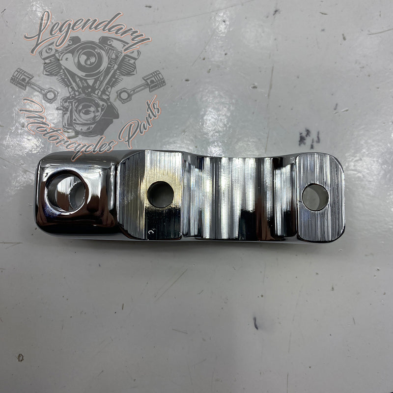 Supporto di fissaggio inferiore per poggiapiedi autostradale OEM 50957-02C