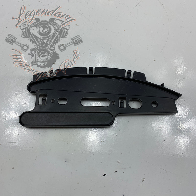 Left lateral plate on saber OEM 68857-07