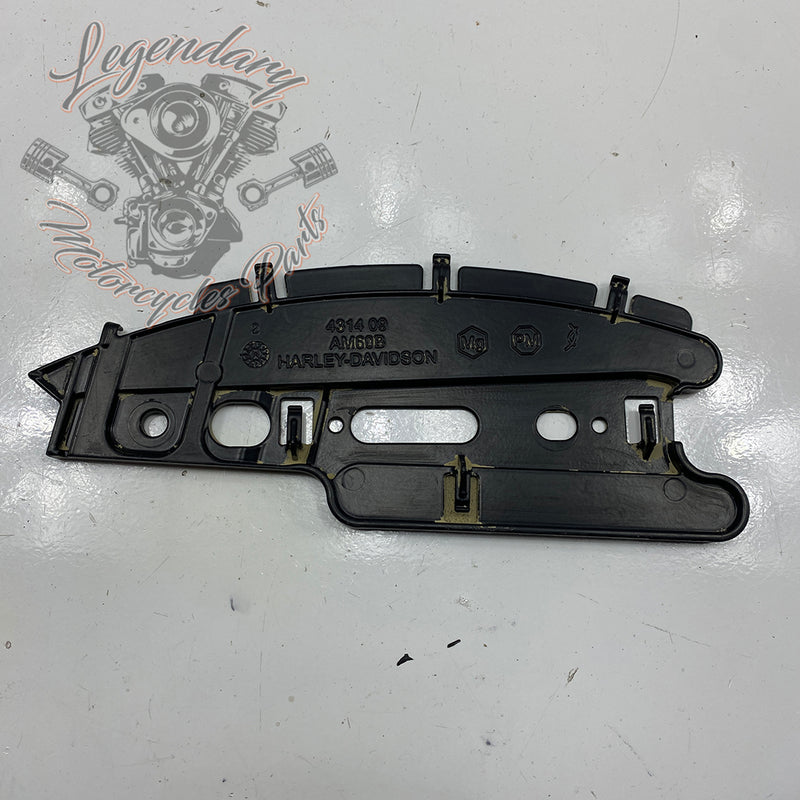 Left lateral plate on saber OEM 68857-07