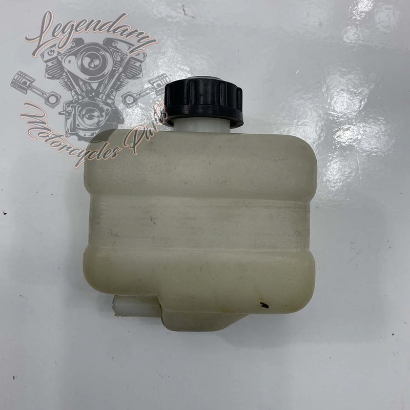 Brake fluid reservoir