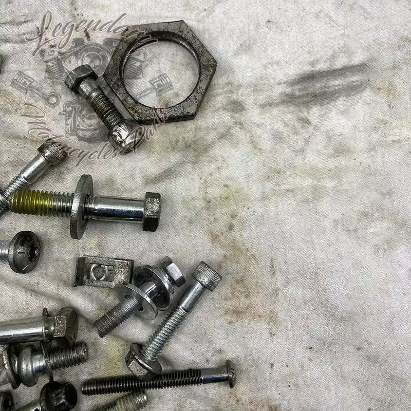 Chassis bolt kit