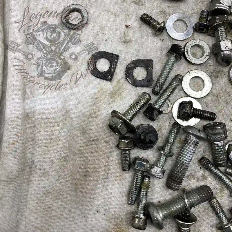 Chassis bolt kit