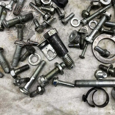 Chassis bolt kit