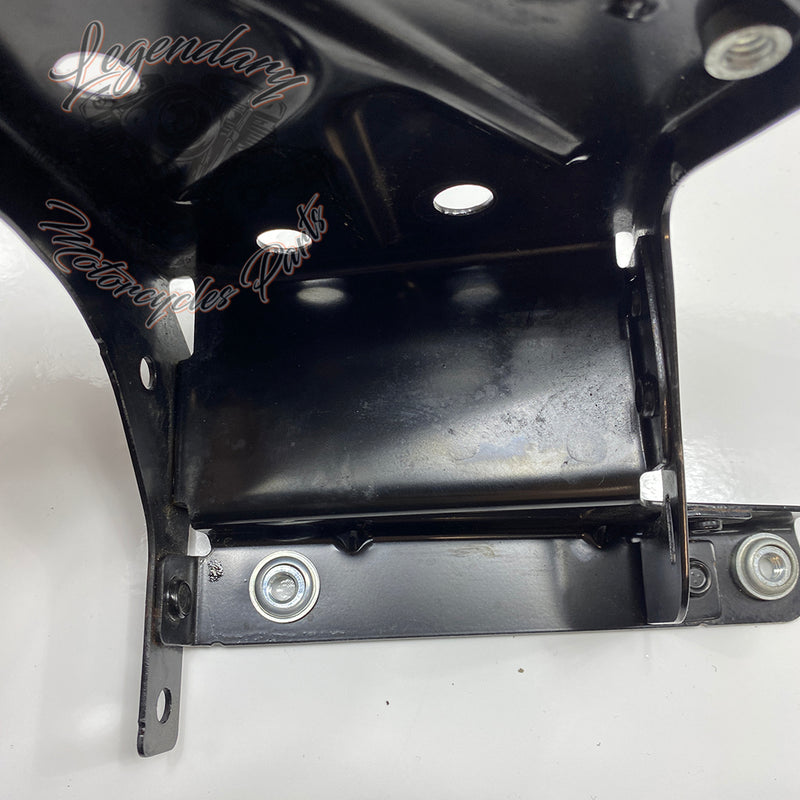 Suporte de carenagem interior esquerdo OEM 57000169A